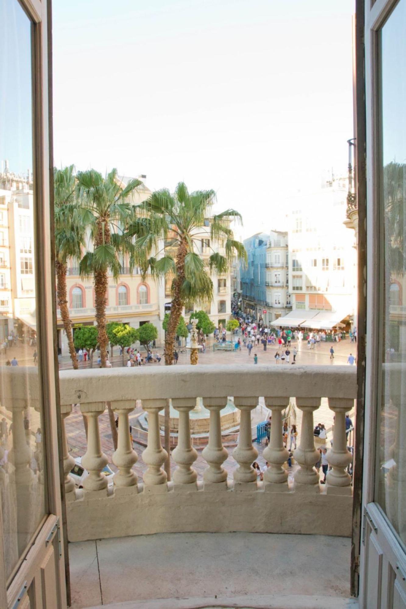 Apartamento Historic 19th-century With Balcony Overlooking Plaza